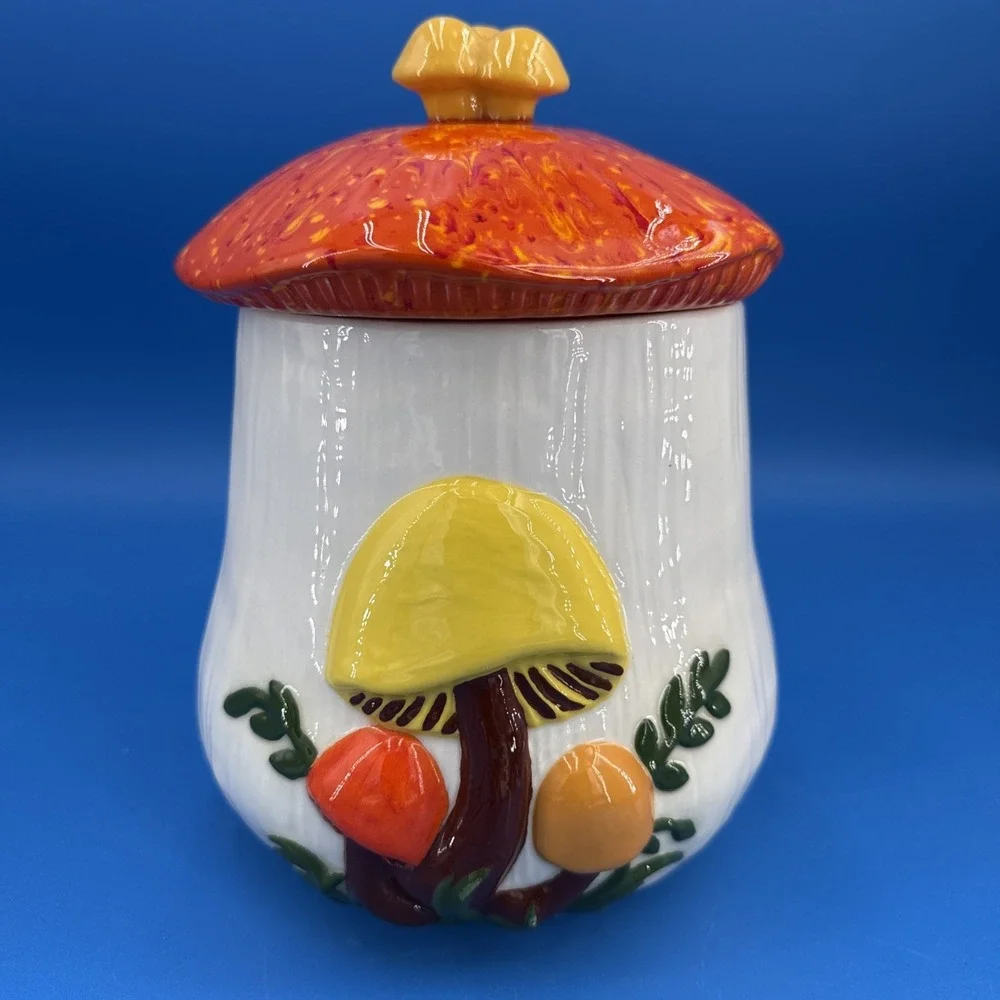 Vintage Arnels Mushroom Canister 9